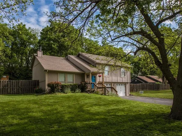 9406 W 50th Ter, Merriam, KS 66203