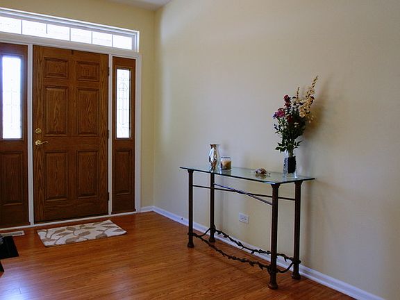 2nd image of 1904 Apple Valley Dr