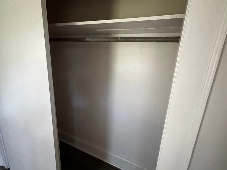 408 Ross Grove Rd E — Photo 17