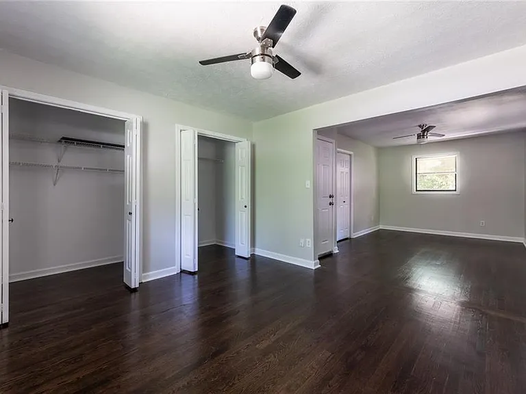 1947 Farris Dr — Photo 14