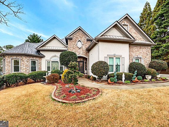 2nd image of 461 Schofield Dr