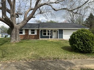 127 Pilgrim Ct, Greenwood, IN 46142