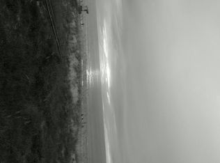 6 Regis Cir, Sterling, VA 20164