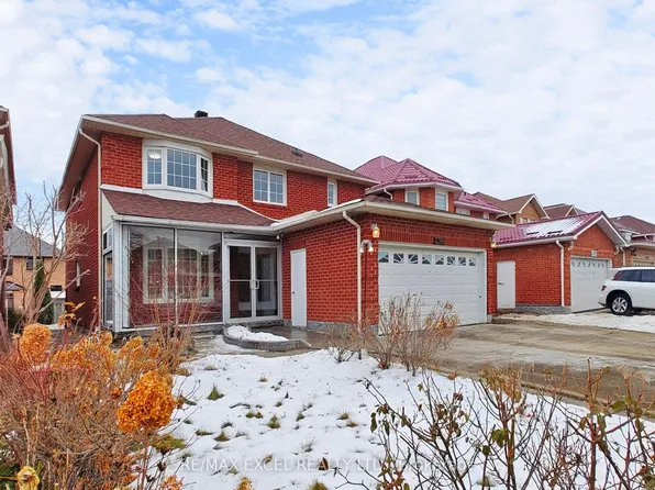 4388 Guildwood Way, Mississauga, ON L5R 2A4