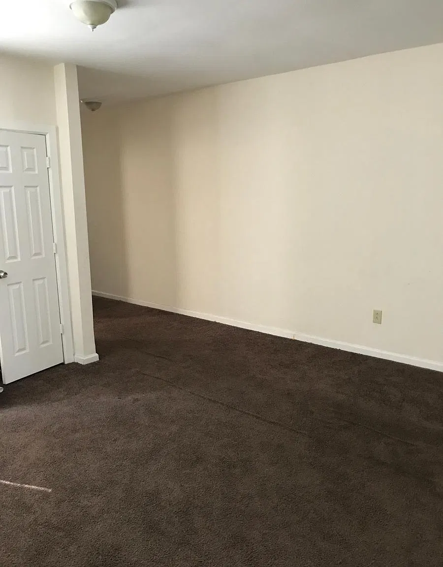 2 bed, $800 — Photo 4