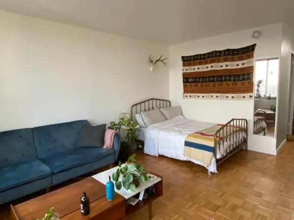 604 S Washington Sq APT 1113, Philadelphia, PA 19106