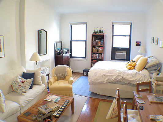 Rented by Glasser Realty LLC | media 12