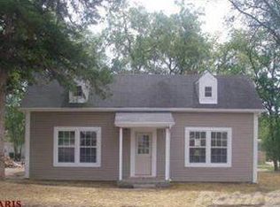 520 E College St, Troy, MO 63379