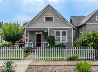 412 4th St, Oregon City, OR 97045