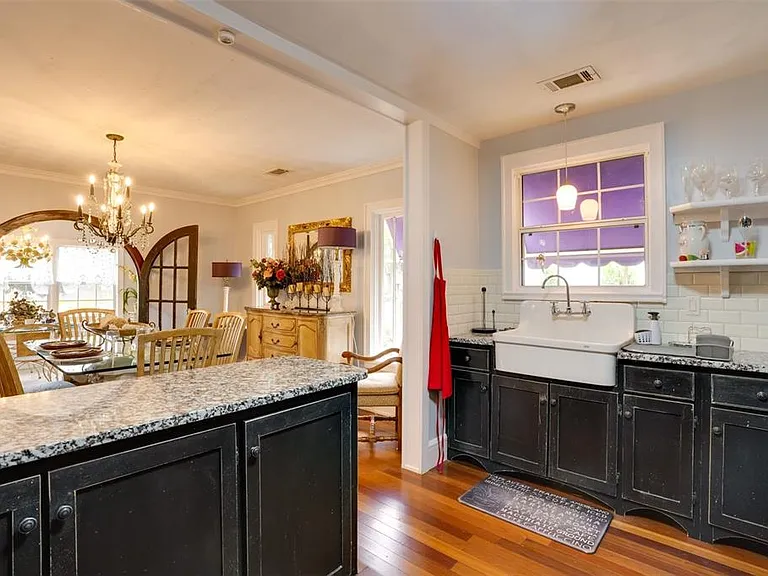 2390 Sheridan Rd — Photo 13