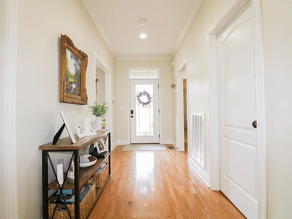 3rd image of 71 Tanna Shae Ln