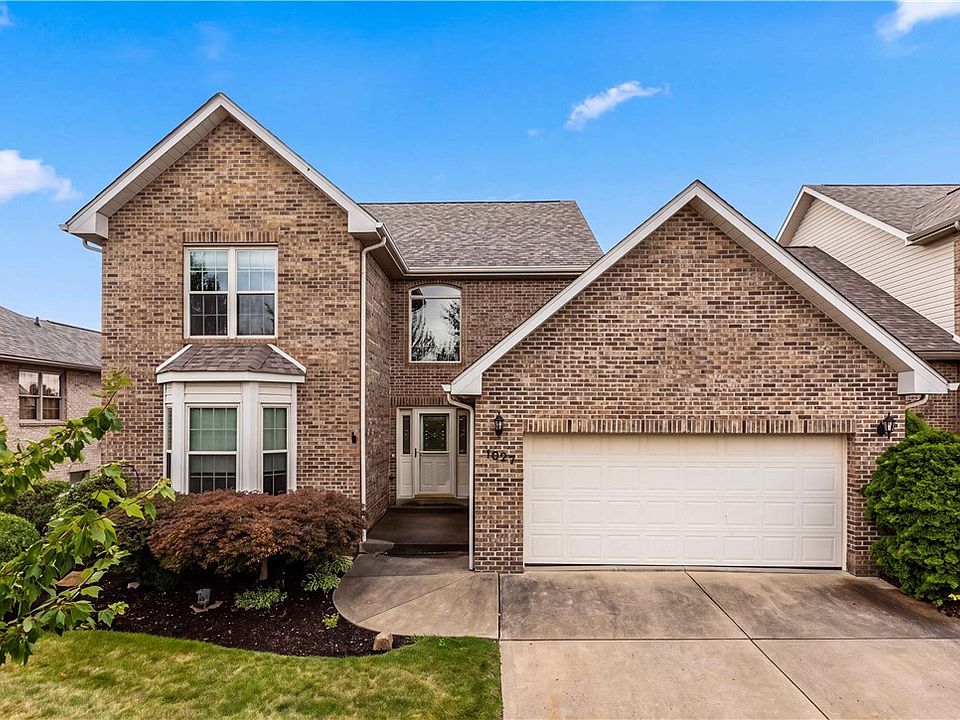 1st image of 1027 Blackthorne Dr #A
