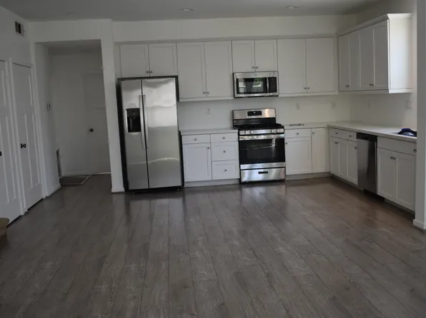 13236 Klein Ct, Sylmar, CA 91342