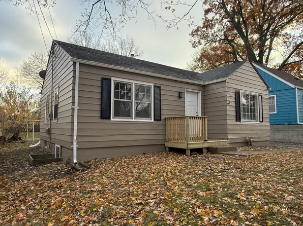 2744 Adams Ave, Des Moines, IA 50310
