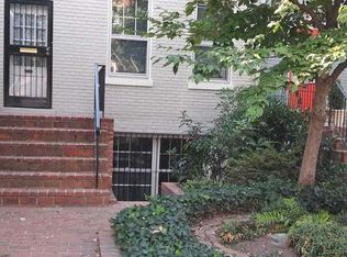 133 12th St SE, Washington, DC 20003