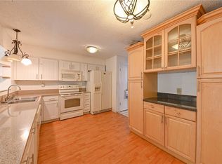 4810R Ridge Point Dr, Tampa, FL 33624