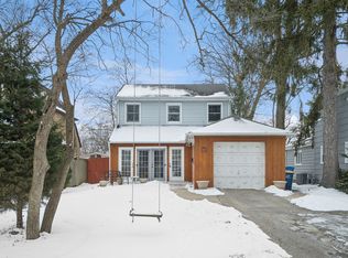 554 Broadview Ave, Highland Park, IL 60035
