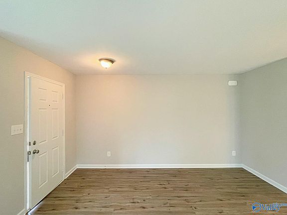 4th image of 30003 Westfield Dr