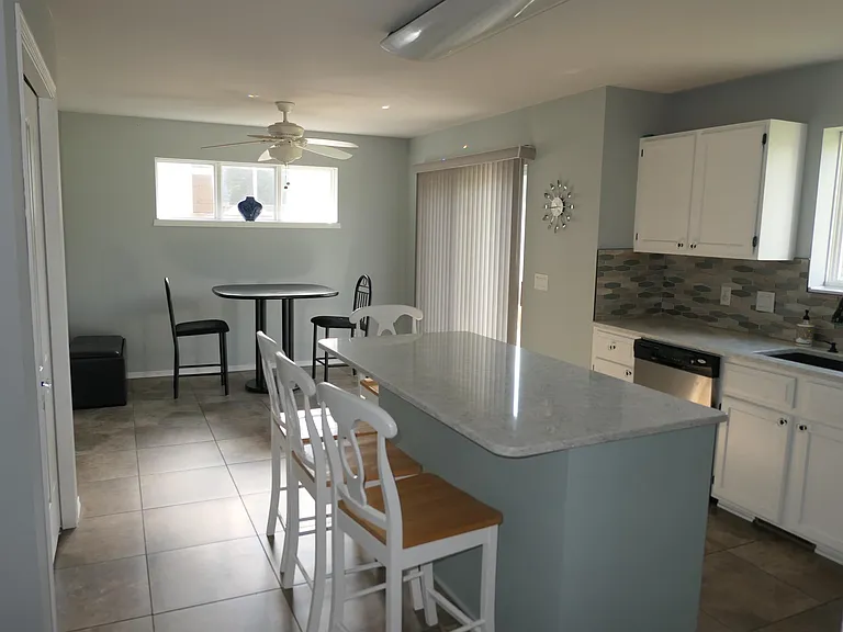 888 Harper Dr — Photo 11