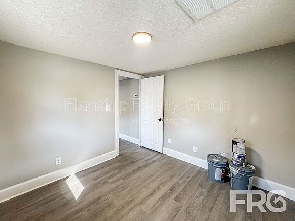 4th image of 600 Howell St APT A