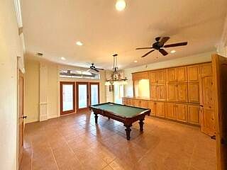 5th image of 3765 Encino Dr