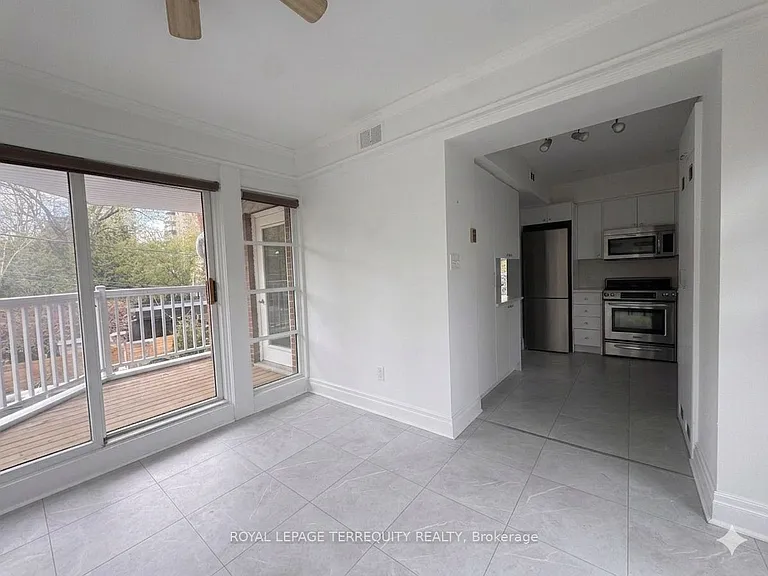 8 Webster Ave #2 — Photo 10