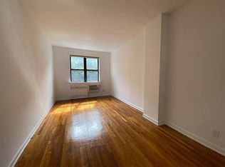 317 W 22nd St APT 3A, New York, NY 10011