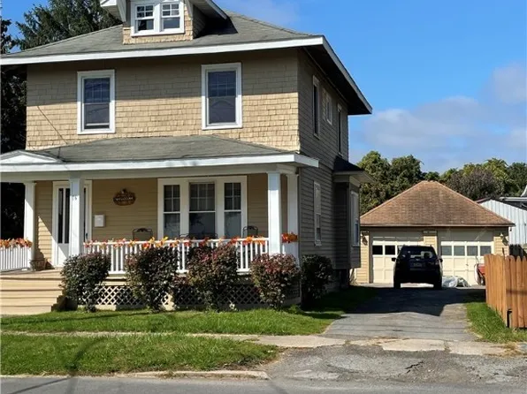 16 Main St, Yorkville, NY 13495