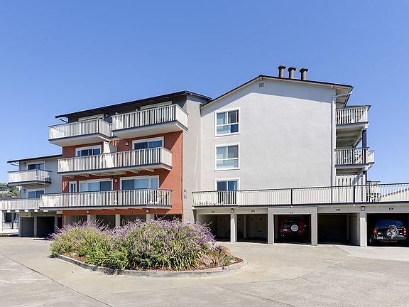 2nd image of 65 Red Hill Cir #15D