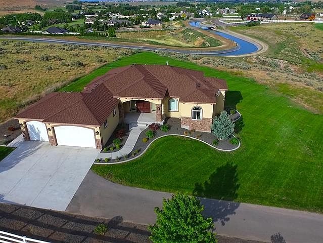 1st image of 77548 Country Heights Dr