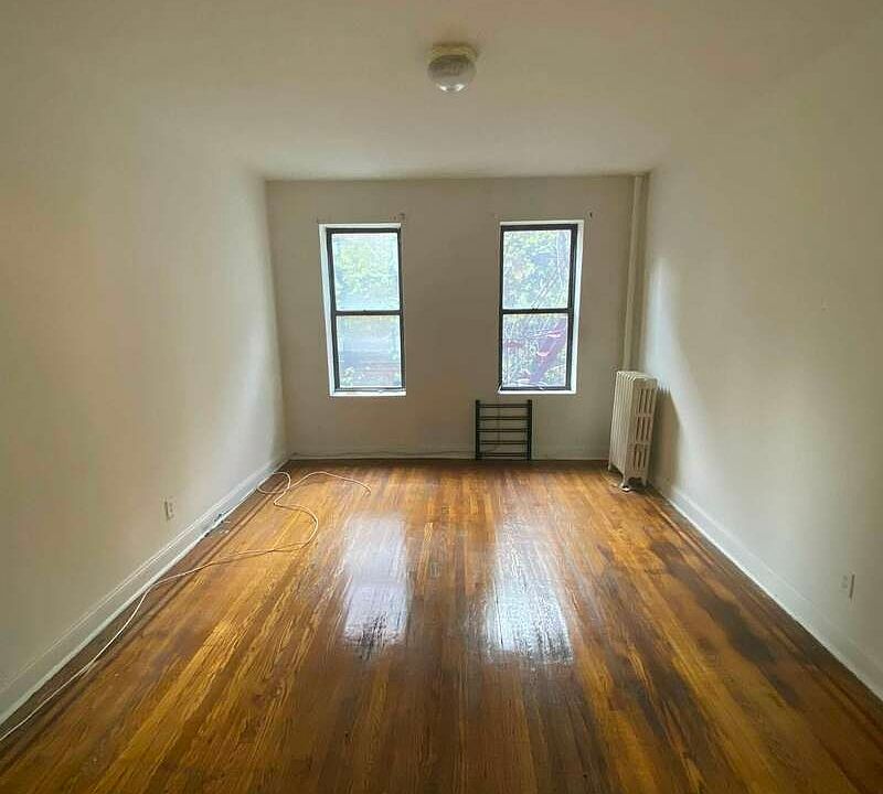 2350 Beaumont Ave Bronx NY Zillow