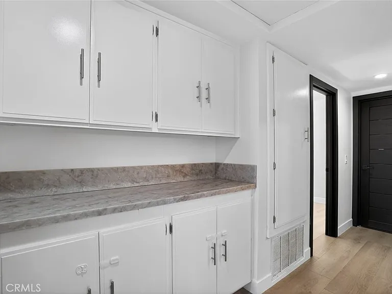 28131 Florence Ln — Photo 18