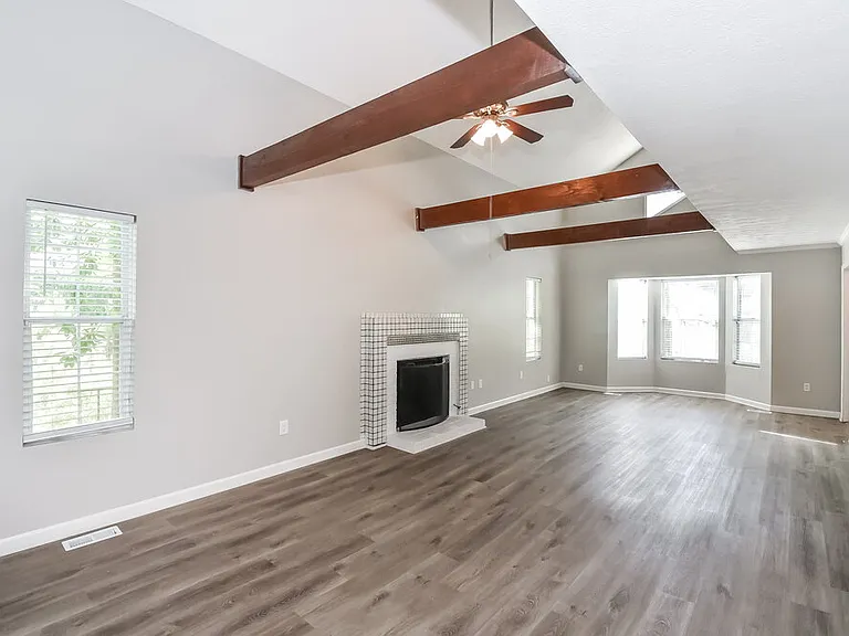 5897 Brookside Dr SE — Photo 6