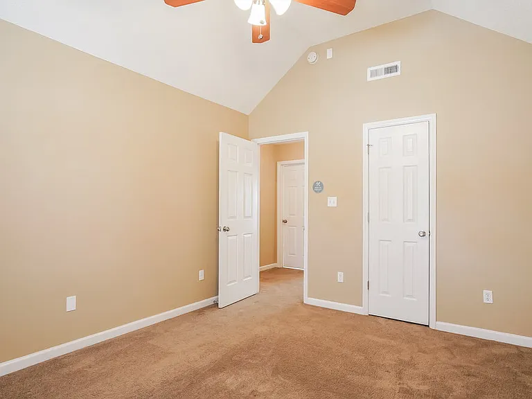 2517 Dandridge Dr — Photo 11