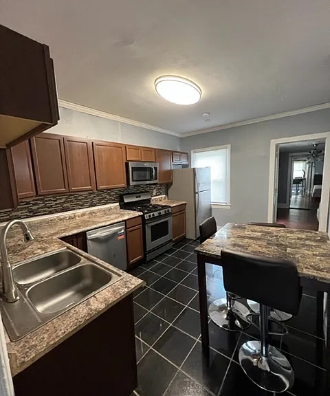 1436 E Genesee St #2 — Photo 5