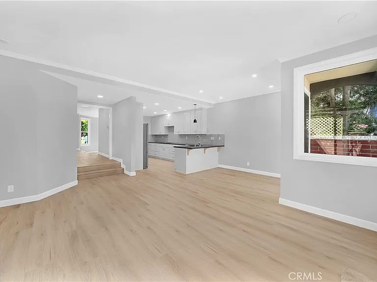 6082 Eaglecrest Dr — Photo 10