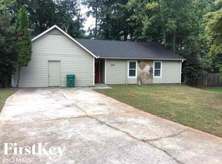 5457 Biffle Ct, Stone Mountain, GA 30088