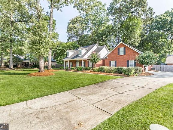 5th image of 108 Scotsburg Dr
