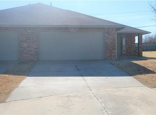 11818 SW 15th Way, Yukon, OK 73099