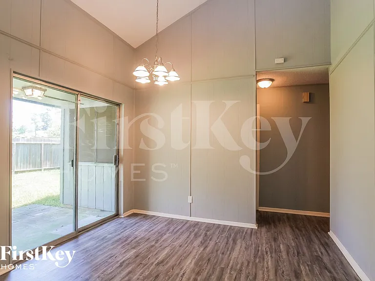 20030 Bambiwoods Dr — Photo 6
