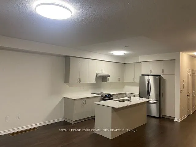 4 bed, $2,800 — Photo 4
