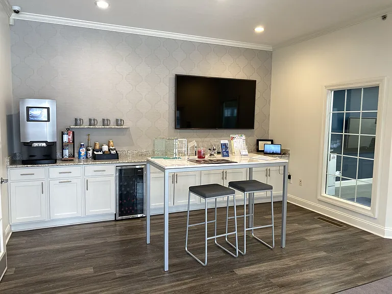 Stonebrooke Village Apartments — Photo 10