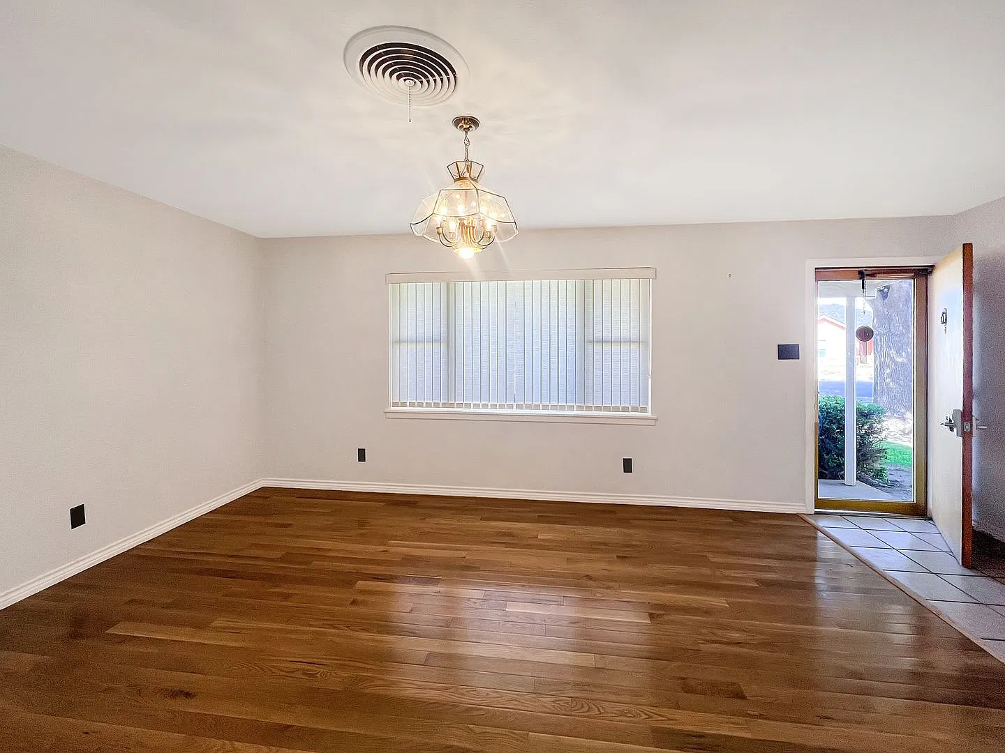 705 W Polk | Lovington, NM — Photo 3