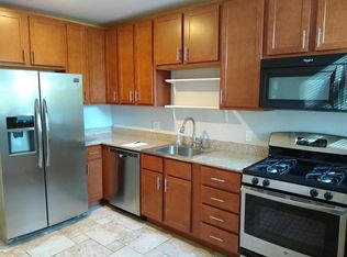 1016 Commodore Dr #2, Saint Louis, MO 63117