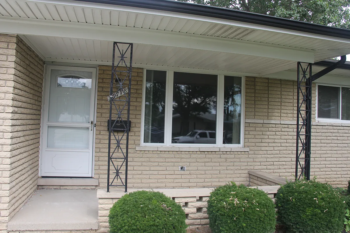 Building Photo - 36778 Wayne Dr