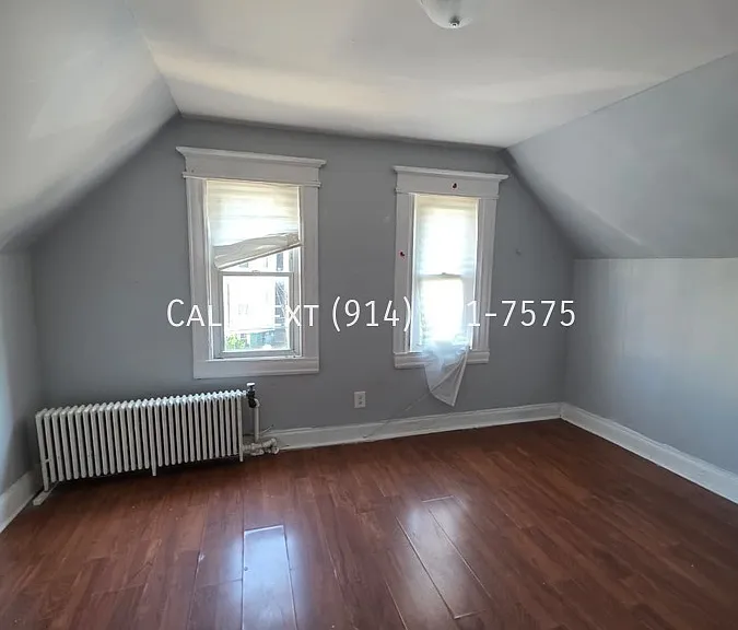 151 Linden St — Photo 2