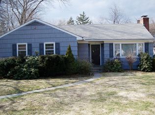 40 Breezemont Ave, Riverside, CT 06878
