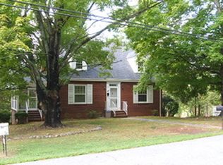 29 Crestview St, Granite Falls, NC 28630