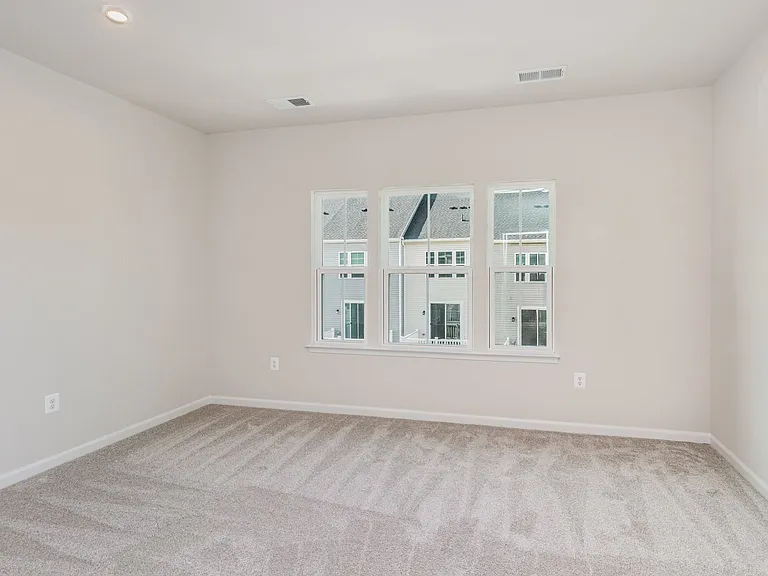 4936 Dunhaven Dr — Photo 10