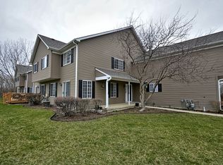 443 Village Creek Dr #21B, Lake In The Hills, IL 60156